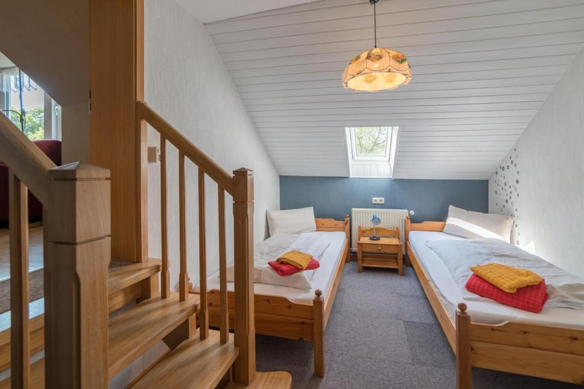 뉴할링거지어 Friesenhof Janssen - Urlaub Auf Dem Bauernhof 아파트 외부 사진